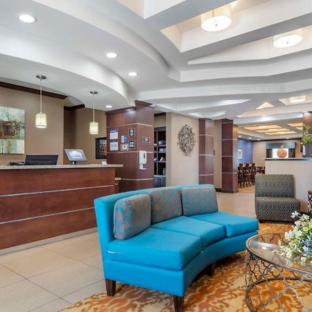 Best Western Plus Longhorn Inn & Suites Luling Екстер'єр фото