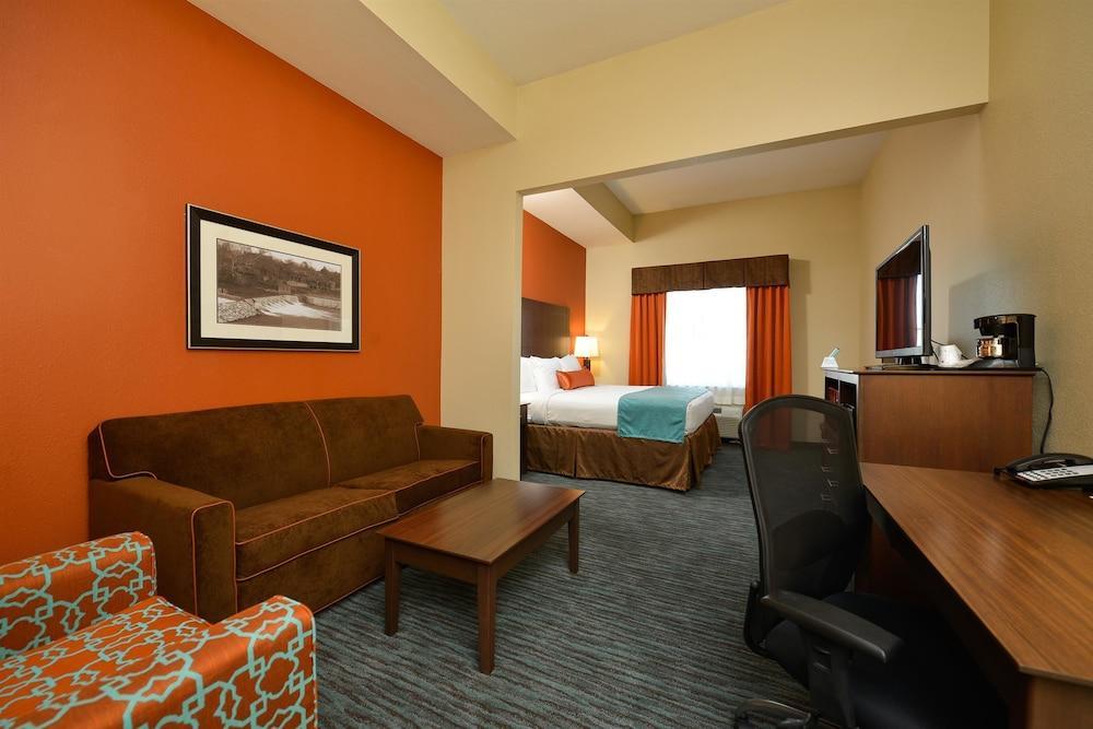 Best Western Plus Longhorn Inn & Suites Luling Екстер'єр фото