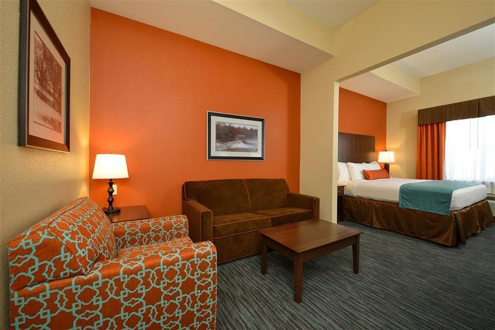 Best Western Plus Longhorn Inn & Suites Luling Номер фото